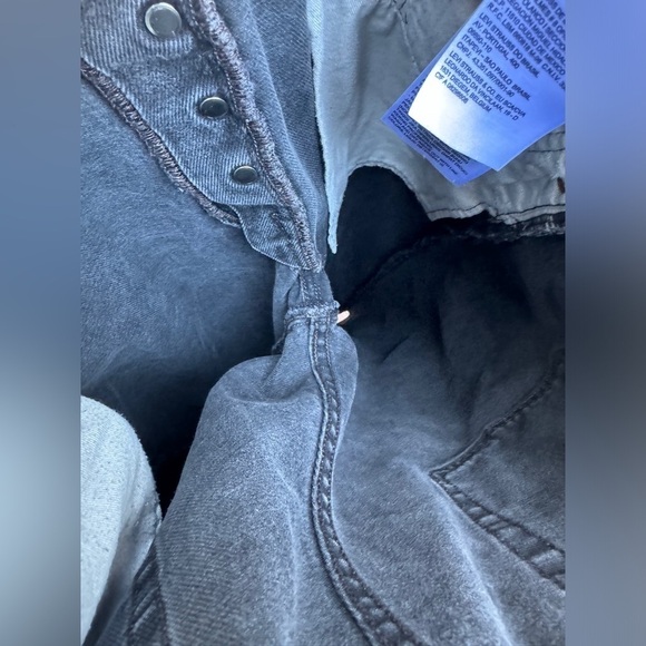 Levi’s 501 Original Fit Faded Black Button Fly Light Distressing Jeans 34x30 - Picture 11 of 13